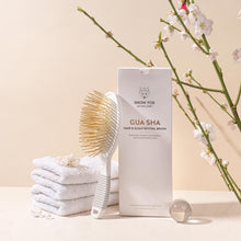 Load image into Gallery viewer, Snow Fox 24K金頭皮舒緩刮痧梳 24K Gua Sha Hair & Scalp Brush